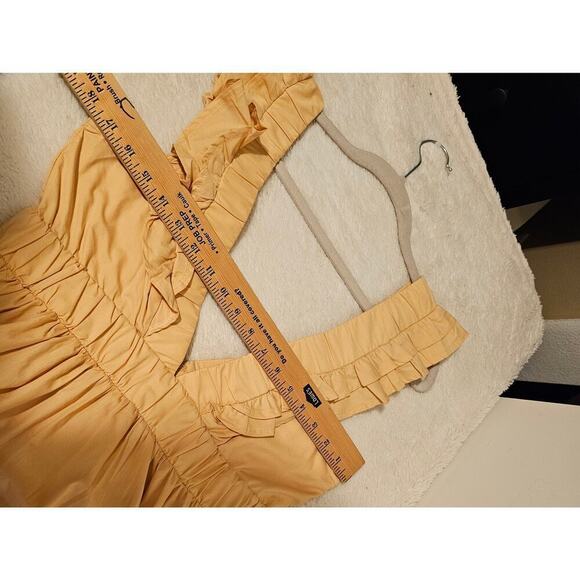 Abercrombie and Fitch Peach Mini dress. SzM. Flared. Teared. Sexy. ShortRuffled - Picture 5 of 15